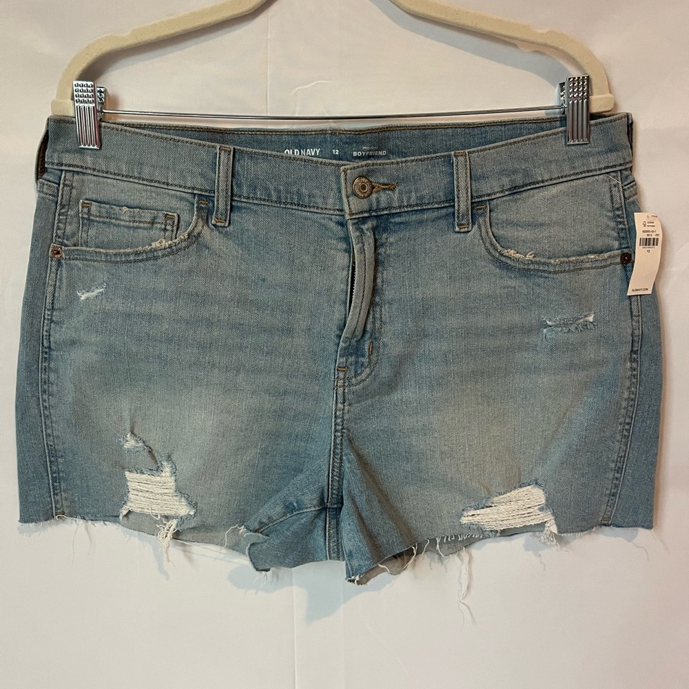 NWT Old Navy Midrise Boyfriend Jean Shorts